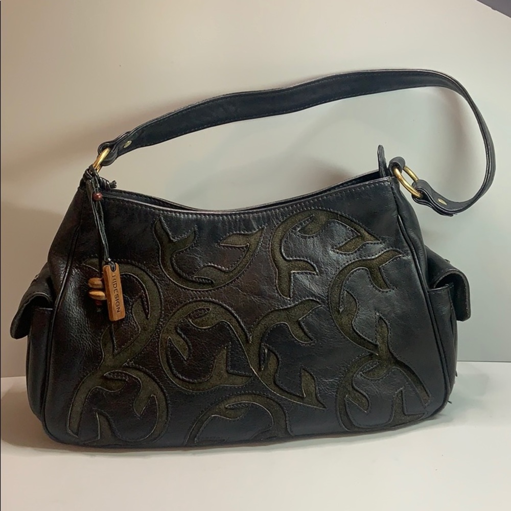 Hidesign purse, black leather w/stitched c…